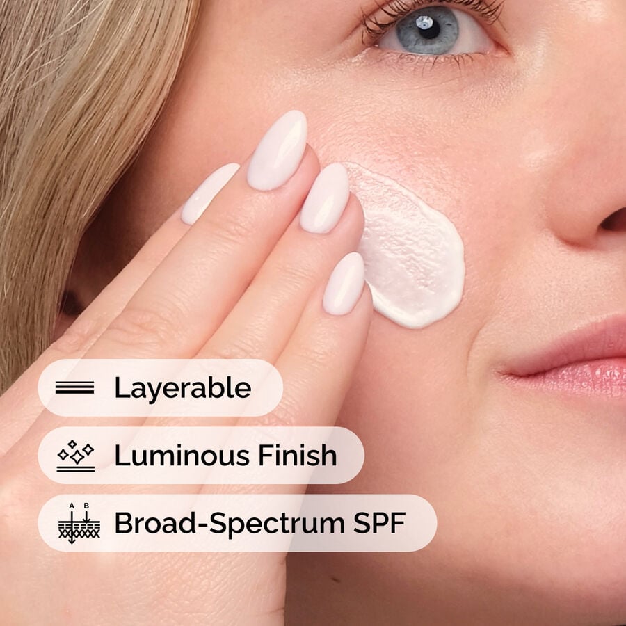 uv-filters-spf-45-serum-x1 uv-filters-spf-45-serum-model-application-with-benefits.jpg
